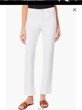 NWOT Jones New York Lexington  White Denim Jeans